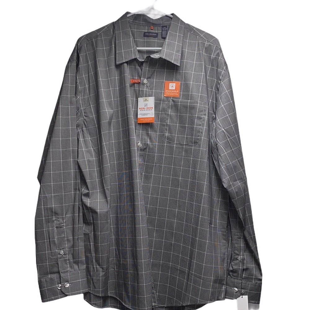 Van Heusen Non-Iron Travelers Button Down Shirt